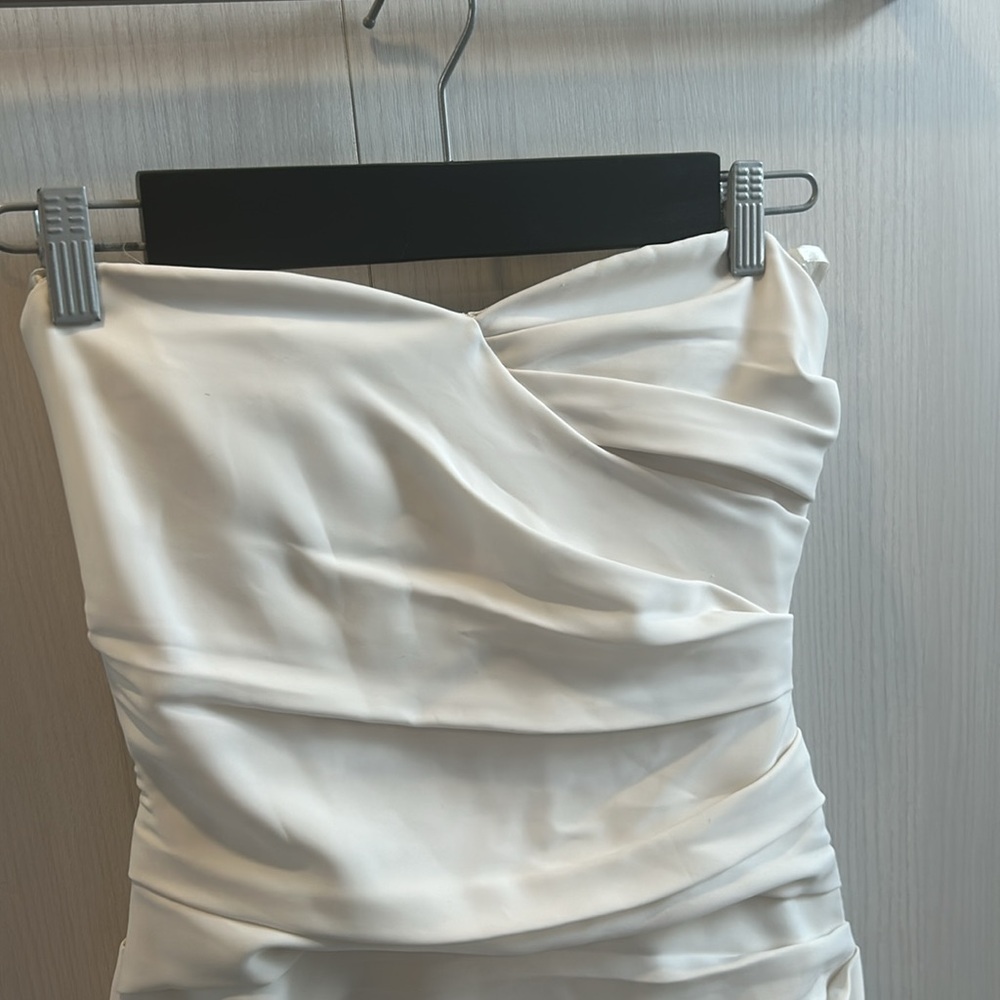 BCBG strapless pleated patterned sweet heart neck line mini dress size 4 bride - Picture 2 of 6